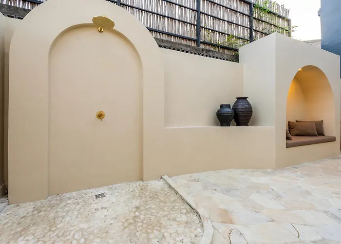 Amani Villas: New, Luxury, Mediterranean, Private Pool, Canggu