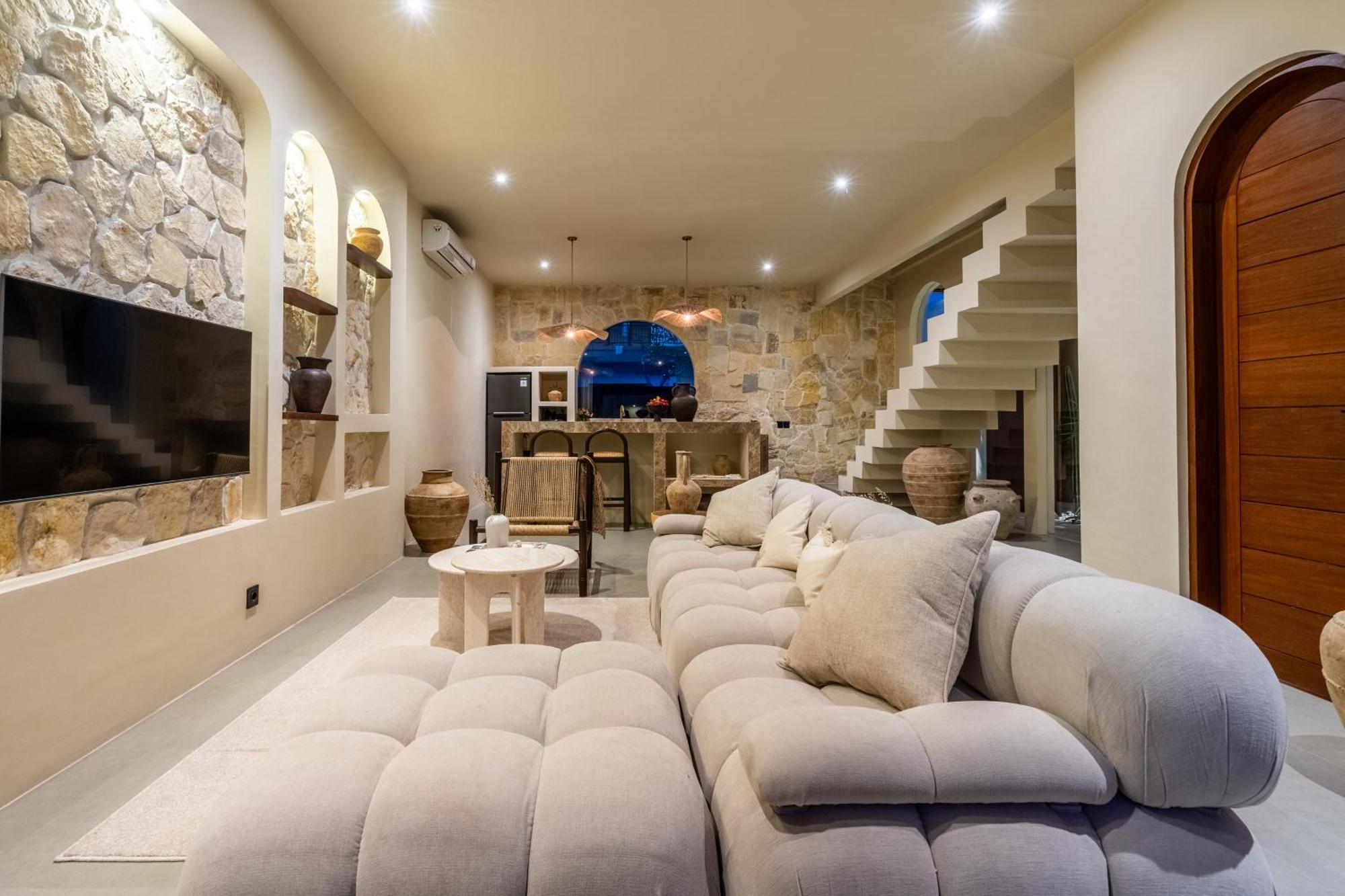 Villa Amani Villas: New, Luxury, Mediterranean, Private Pool,